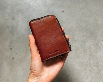 Small leather wallet | Minimalist wallet for travel | Brown hard holder | Travel wallet | Leather coin purse for women | Unisex wallet