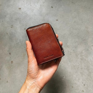 brown natural leather wallet with zipper, small leather for coins and cards, hand-crafted