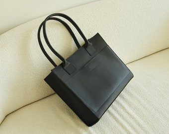 Schwarze Lederhandtasche für Damen | Handgemachte Einkaufstasche aus Leder | Minimalistische Arbeitstasche | Naturleder | Personalisierung kann hinzugefügt werden