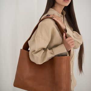 Brown leather handbag Tan brown work bag Minimalist style handbag for women Natural leather shoulder bag Christmas present idea image 4