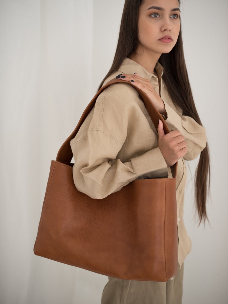 Brown leather handbag Tan brown work bag Minimalist style handbag for women Natural leather shoulder bag Christmas present idea image 4