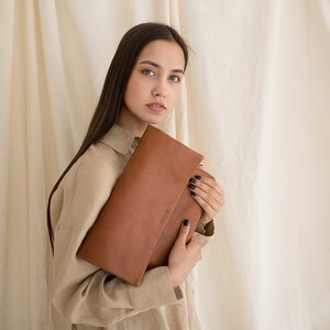 tan brown natural leather clutch, medium size pouch