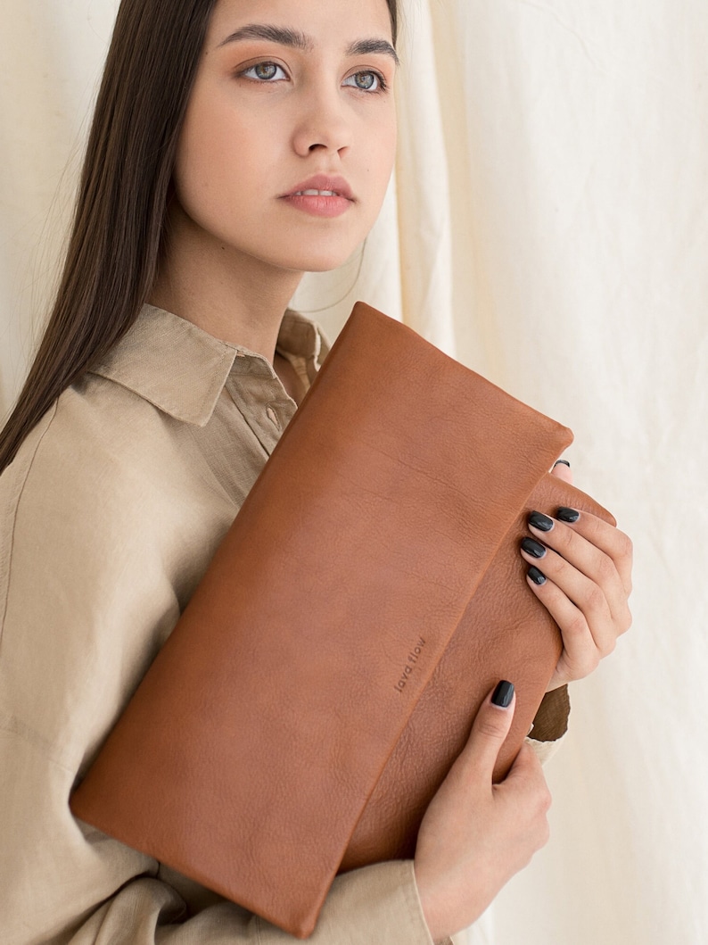 tan brown natural leather clutch, medium size pouch