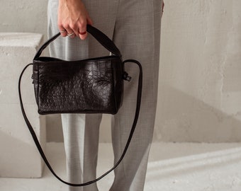 Black leather handbag | Small natural leather crossbody bag | Thanksgiving gift for wife or girlfriend | Minimalistic handbag