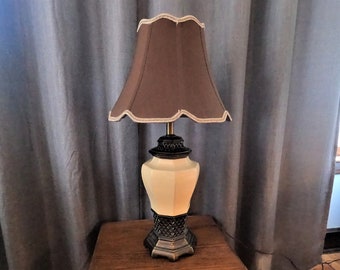 Morris Greenspan Chinoiserie Table Lamp Mid Century Hollywood Regency Lighting with Cast Bronze