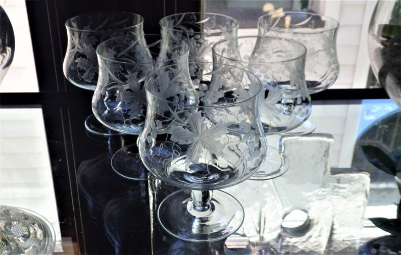 Avitra Crystal Duncan Pattern Cocktail Glasses Post-War Vintage Seafood Coolers Set of Six inserts optional image 1