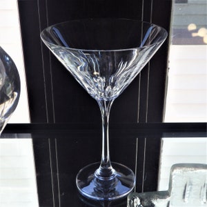 Godinger Palm Martini Glass 7 1/4 Nice Heavy Glass Set Of 2