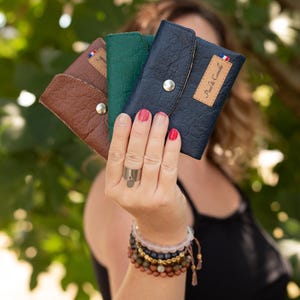 Vegan wallet made of pinatex and cork