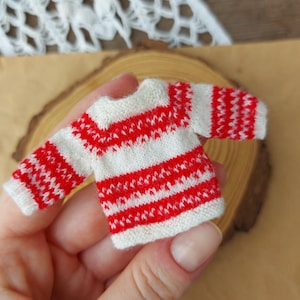Maileg Mouse Christmas Sweater: Miniature Doll Clothes