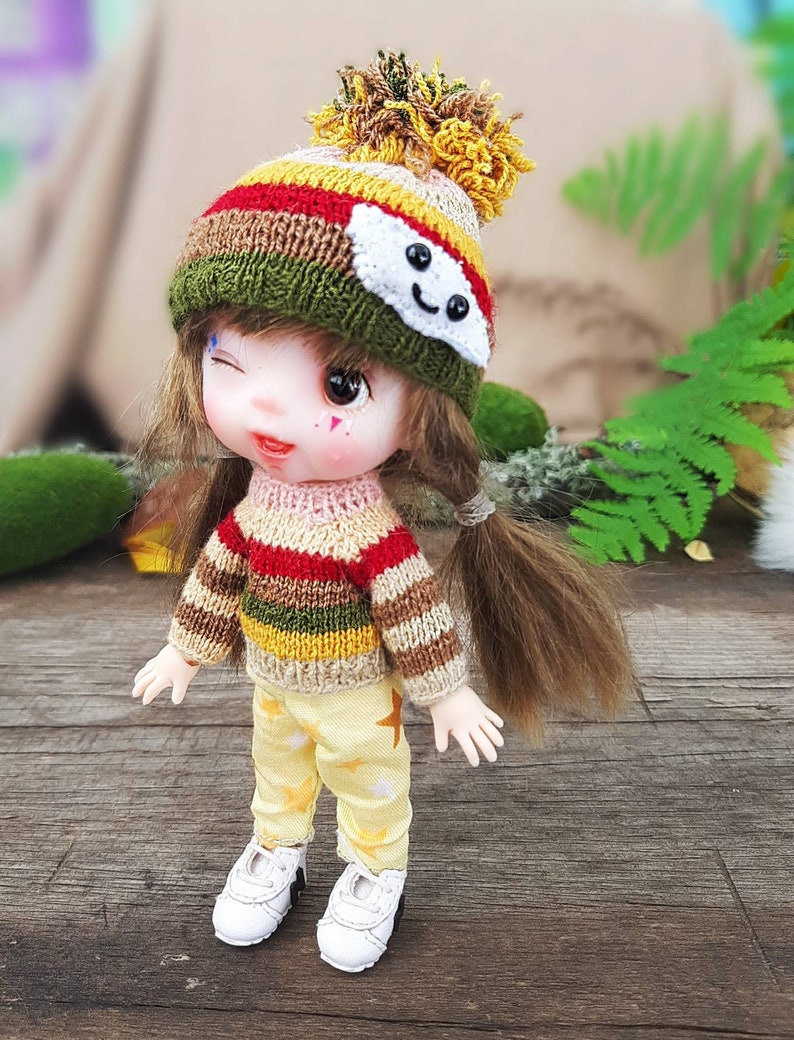 Kawaii pom pom beanie for Obitsu 11 doll Dasty rainbow stripe hat for Ob11 Cute unicorn bjd baby doll beanie
