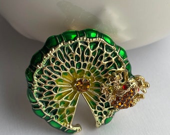 Lotus frog brooch, lotus brooch, frog brooch, frog jewellery, frog gift