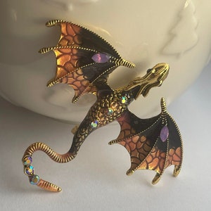 Rhinestone dragon brooch, dragon pendant, dragon jewellery, dragon brooch, dragon lapel pin