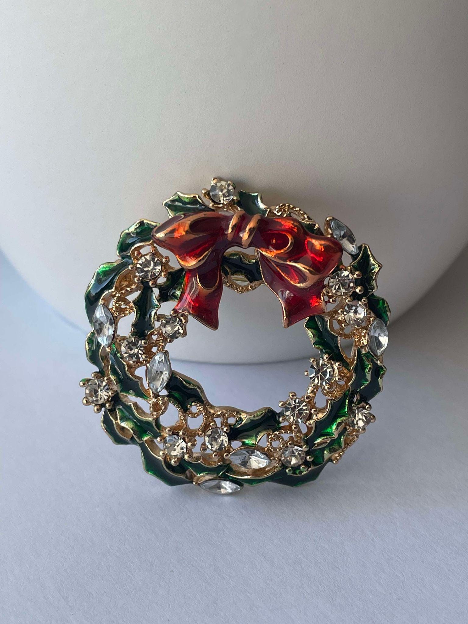 Christmas Wreath Brooch - Etsy