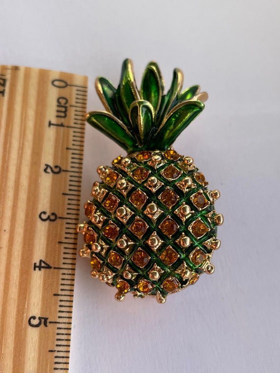 Spilla smaltata a forma di ananas - Italia