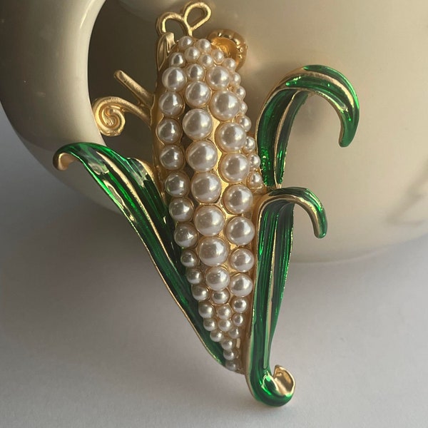 Faux pearl corn brooch, corn brooch, vegetable brooch, large brooch, pearl brooch, unusual brooch