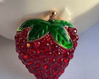 Lot De 8 Broches En Métal En Forme De Fraise Pour Sac À Dos, Écharpe