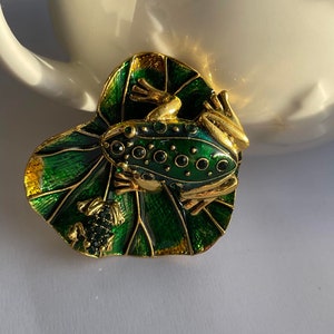 Broche feuille de grenouille, broche grenouille, bijoux grenouille, cadeau grenouille, grenouille en strass