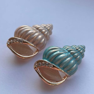 Broche de concha de diamantes de imitación, broche de concha, regalo de concha, joyería de concha, broche de concha esmaltada
