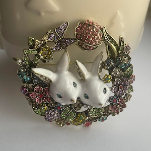 Rabbits in wreath brooch, easter wreath brooch, rabbit brooch, wreath brooch, easter brooch, Easter bonnet, Easter bonnet making image 1