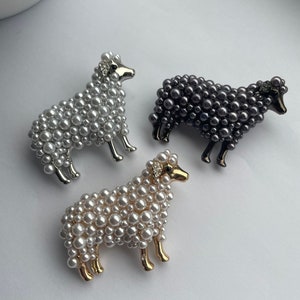 Faux pearl sheep brooch, Welsh sheep gift, Welsh brooch, Wales brooch, sheep brooch, sheep gift, sheep jewellery, farmers brooch image 4