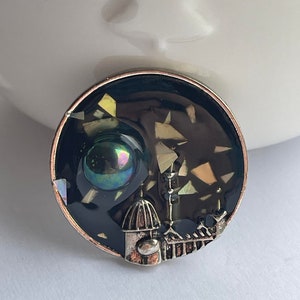 Broche de lua nova, broche de pérola falsa, broche de lua, broche de céu noturno, broche de igreja, broches para mulheres, broche alternativo