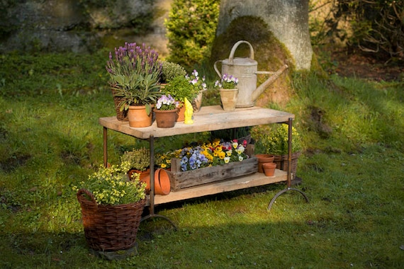 Garden bench with side table new arrivals