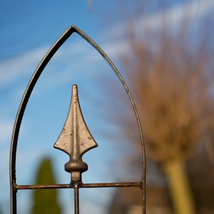 Rankgitter, Gotisches Gitter, Rankhilfe, Clematisgitter, Rosengitter, Topfgitter, Spalier, Kleines Spalier, Trellie, Kletterhilfe, Garten