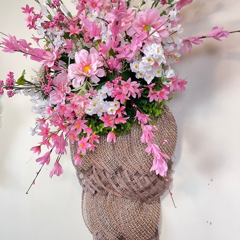 Burlap Basket of Flowers Wreath, door hanger image 9