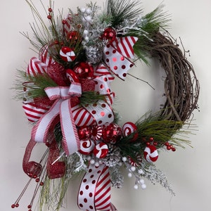 Red and White   Christmas Grapevine Wreath