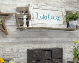 Lakehouse Farmhouse Sign