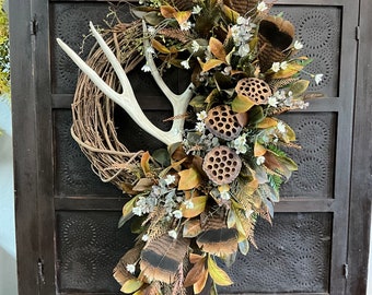 Mule Deer Wreath with Wild Turkey Feathers, Antler Wreath, Hunting Wreath, Cabin Wreath