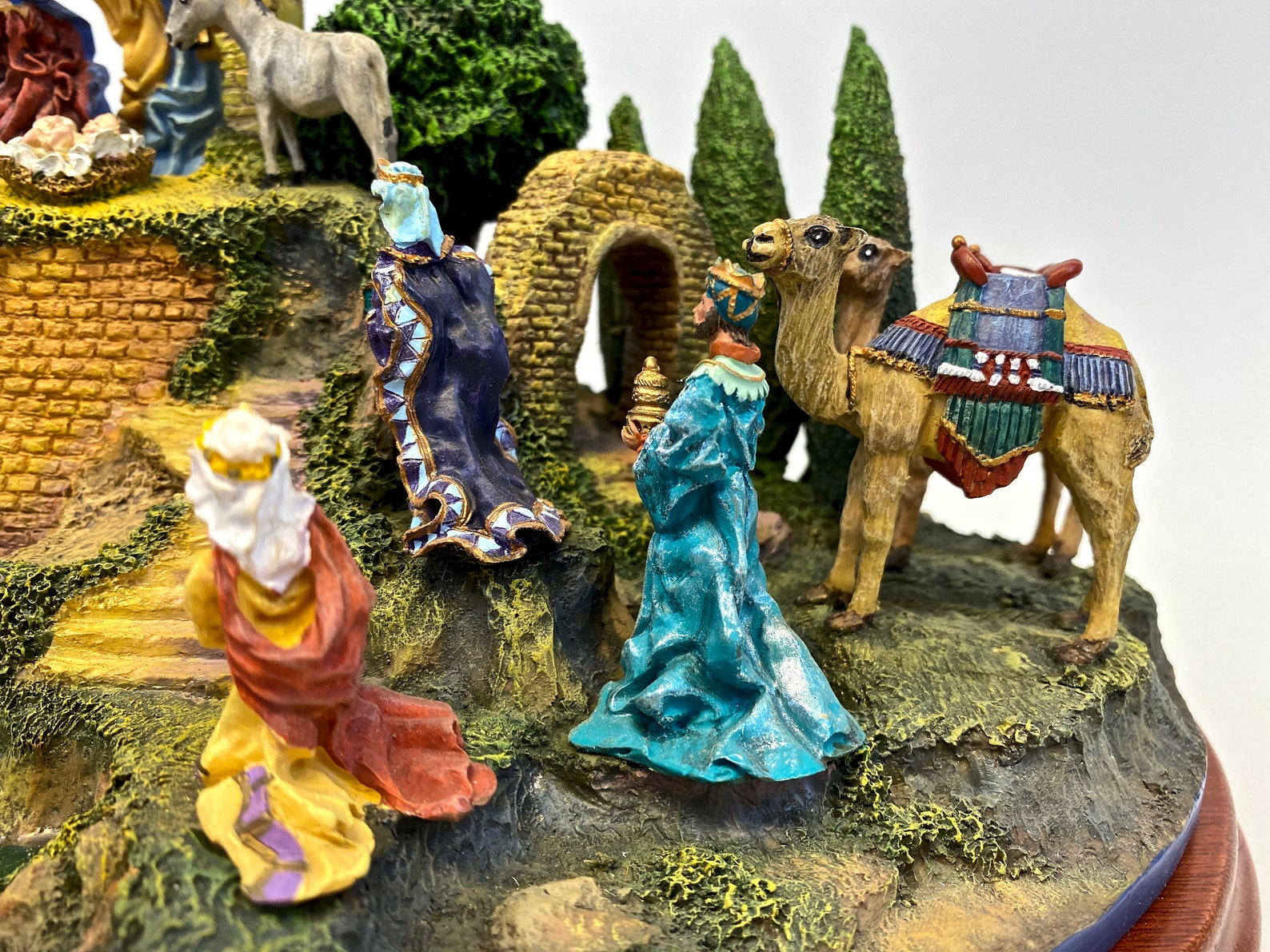 Danbury Mint the Nativity Diorama Christmas Holiday Sculpture Etsy