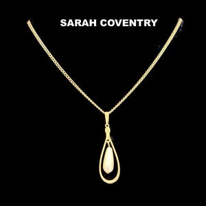 SARAH COVENTRY Drop Pendant Necklace Vintage