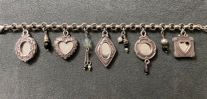 Brighton Collectibles Silvertone Reversible Keepsake Memory Photo Holder Charms Bracelet 8\u201d