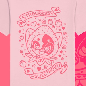 Strawberry Sweetheart Kitty Cat T-shirt Kawaii Lovecore e-girl e-boy y2k Fairy Kei Style in Pink and Red