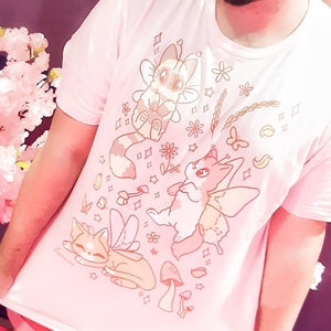 Fairy Cats! T-shirt for Fairy Kei, Yumekawaii, Pastel J-fashion, Mori Kei, Fairycore and Cottagecore in Pink Cute Kawaii Bees and Flowers