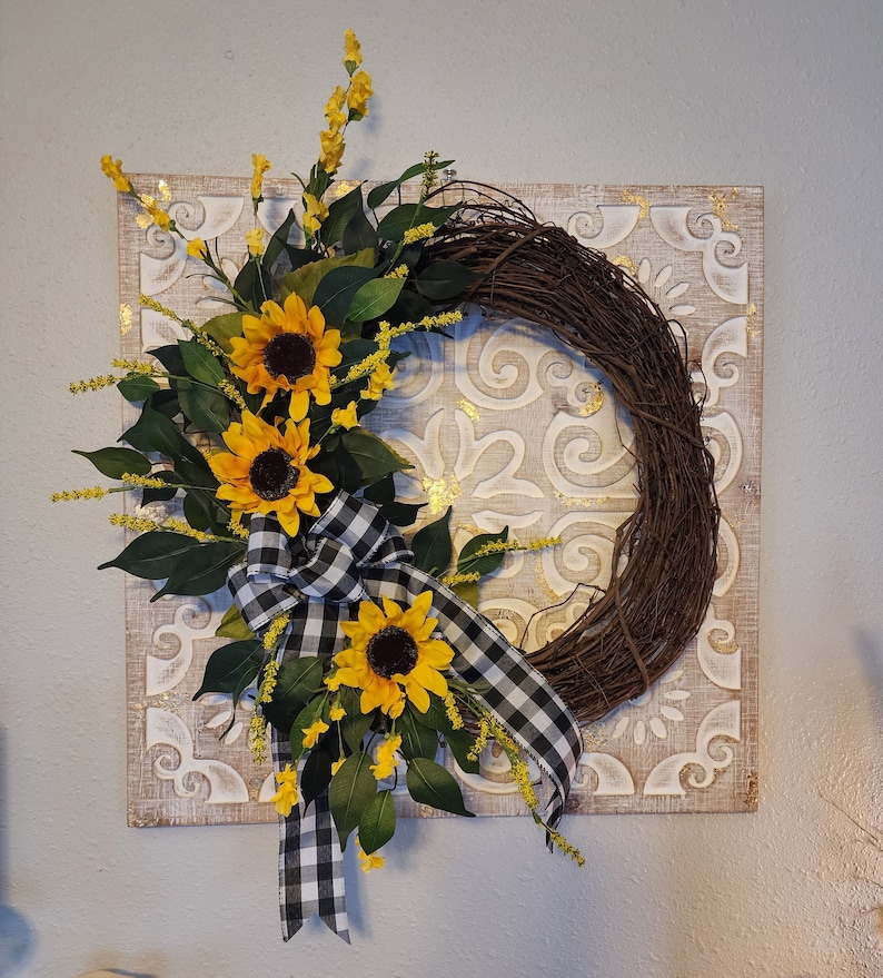 sunflower wreath,front door decor,front door wreaths,wreaths for front door,wreath,welcome wreath,Spring wreath,Summer wreath,year around image 8