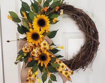 Mother/'s Day Wreath Country Garden Door Hanger Moss Covered Sunflower Basket Everyday Spring Garden Wreath for your Front Door