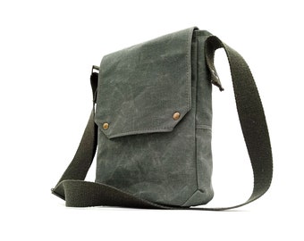 Dodo's Vertical Messenger waxed canvas crossbody shoulder bag - Laptop Bag, daily Bag, School Bag, waterproof bag, waxed retro vintage bag