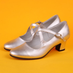 Customizable Handmade Women Silver Leather Shoes,5cm heels shoes,female Straps Heels,retro shoes, Social Dance Dhoes