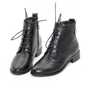 Handmade Genuine leather Short boots for Women,Black Flat Booties,Oxford shoes lace-up Ankle boots,Thick Square Heel Booties