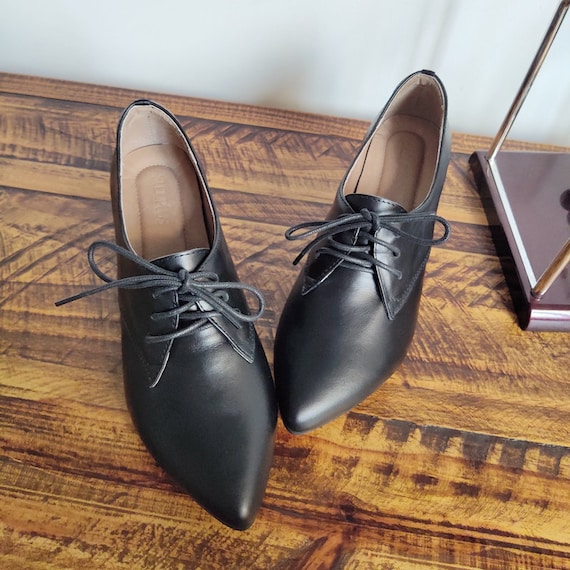 Handmade Women Black Leather Shoes Low Thick Heel Shoes leather Pointed toes Shoes ladies shoes Work Shoes Black Tie shoes