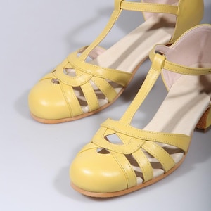 Dostosowywalne damskie żółte 5cm skórzane buty, buty z okrągłym noskiem, damskie obcasy z paskiem w kształcie litery T, buty Mary Jane, buty letnie, sandały, buty do tańca