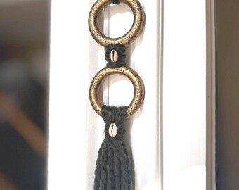 Cowrie Shell Green Yarn Wall Hanging - Double Ring Wall Decor