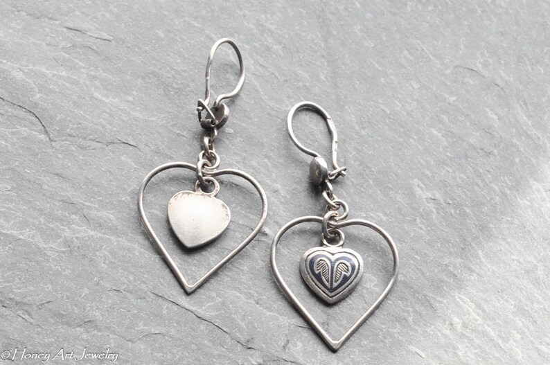 Vintage Soviet Russian 875 silver niello heart-shape dangle earrings