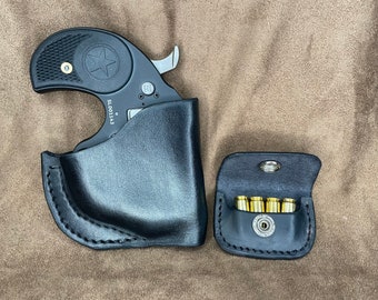 Bond arms stinger holster With ammo wallet!