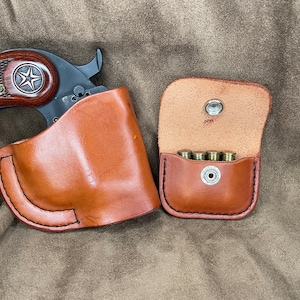 Bond arms roughneck (2.5”) pocket holster With ammo wallet!