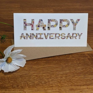 Gelukkige verjaardag kaart/verjaardag kaart/geperste bloemenkaart/Floral Card/huwelijksverjaardag kaart/FSC blanco kaart/Deborah Crago