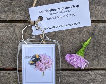 Bumblebee Keyring / Sea thrift Keychain / Bee Keyring / Bee / Bumblebee / Botanical illustration / Bumblebee and Sea pinks