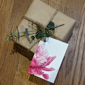 Set mit 6 Pfingstrosen Geschenkanhängern / Botanische Geschenkanhänger / Geschenkanhänger mit Jutekordel / Rosa Pfingstrose Geschenkanhänger / Geschenkaccessoires